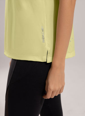 Blusa deportiva color amarillo para mujer, marca BABALÚ, referencia 112553, vista detalle. Compra al por mayor en babalu.com.co en COP.