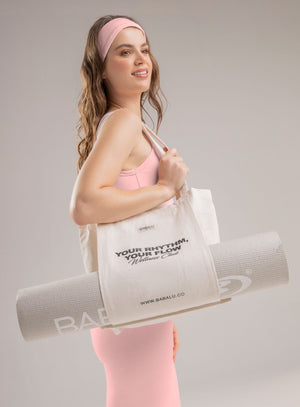 Bolso deportivo color beige para mujer, marca BABALÚ, referencia 114093, vista lateral. Compra al por mayor en babalu.com.co en COP.