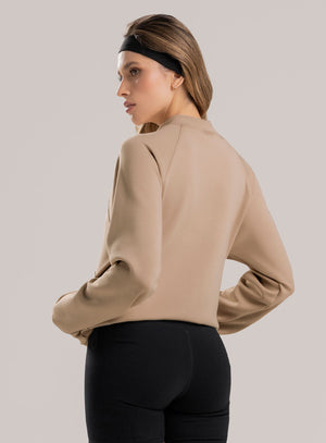 Buzo deportivo Canguro oversize color beige para mujer, marca BABALÚ, referencia 113943, vista trasera. Compra al por mayor en babalu.com.co en COP.