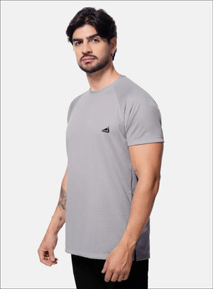 Camiseta deportiva color gris para hombre, marca INIZIO, referencia 86536, vista lateral. Compra al por mayor en babalu.com.co en COP.