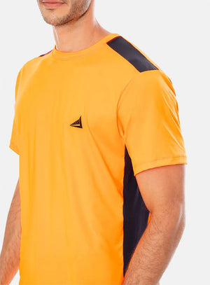 Camiseta deportiva color naranja para hombre, marca INIZIO, referencia 86066, vista frontal. Compra al por mayor en babalu.com.co en COP.