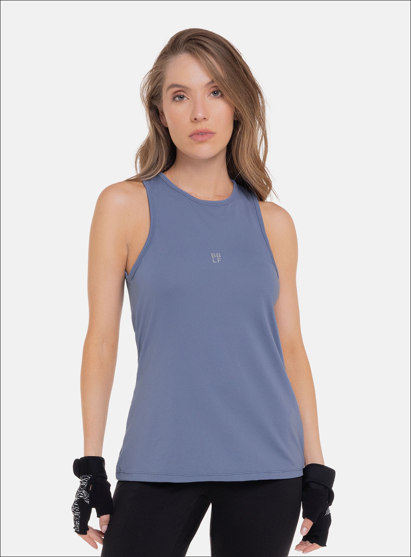 BLUSA DEPORTIVA CON INSERTOS EN MALLA