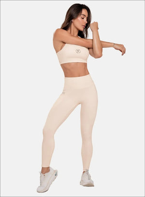Leggins deportivo color marfil para mujer, marca BABALÚ, referencia 107033, vista frontal. Compra al por mayor en babalu.com.co en COP.