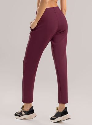 Pantalon casual color vino tinto para mujer, marca BABALÚ, referencia 113783, vista trasera. Compra al por mayor en babalu.com.co en COP.