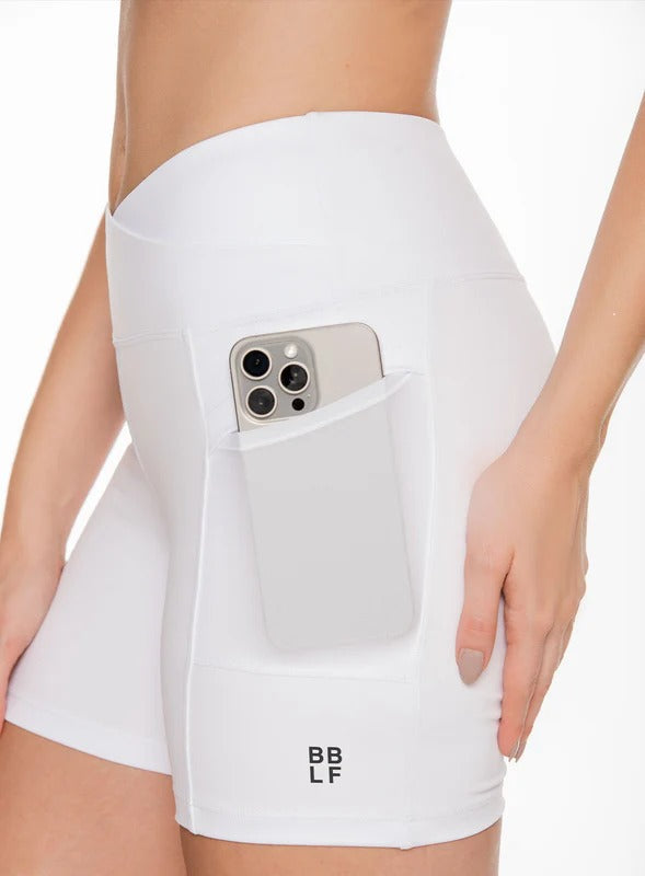 SHORT DEPORTIVO TELA KIARA - PRECIO ESPECIAL