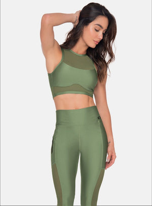 Top deportivo color verde, marca BABALÚ, referencia 110773, vista frontal. Compra al por mayor en babalu.com.co en COP.