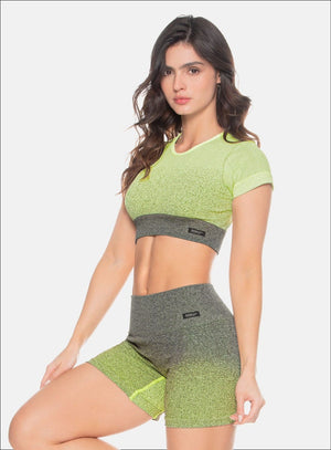 Top deportivo color verde para mujer, marca BABALÚ, referencia 109273, vista frontal. Compra al por mayor en babalu.com.co en COP.