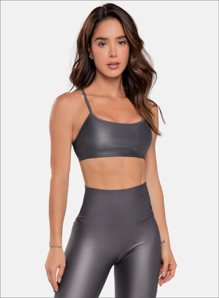 TOP DEPORTIVO APARIENCIA CUERO