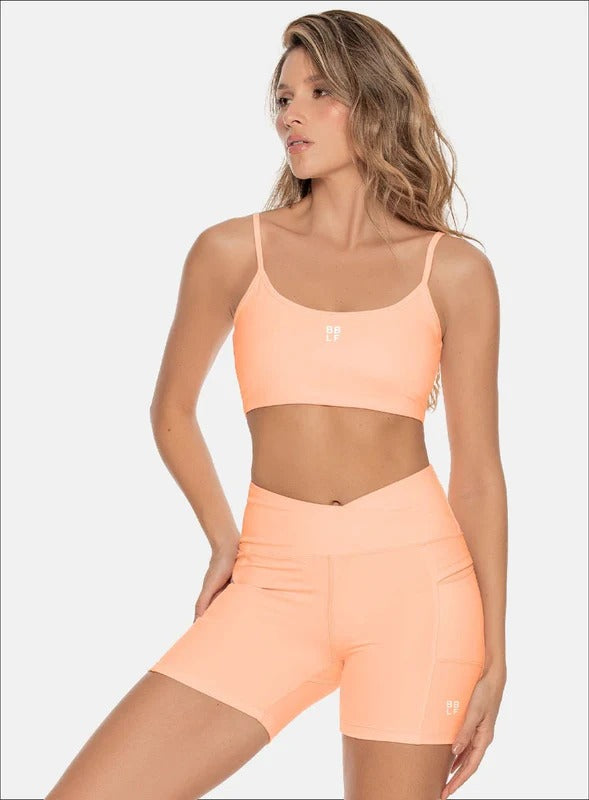 TOP DEPORTIVO TELA KIARA - PRECIO ESPECIAL