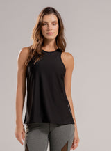 BLUSA DEPORTIVA CON ESTAMPADO