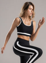 TOP DEPORTIVO EN TELA SUPPLEX CON SESGOS EN CONTRASTE