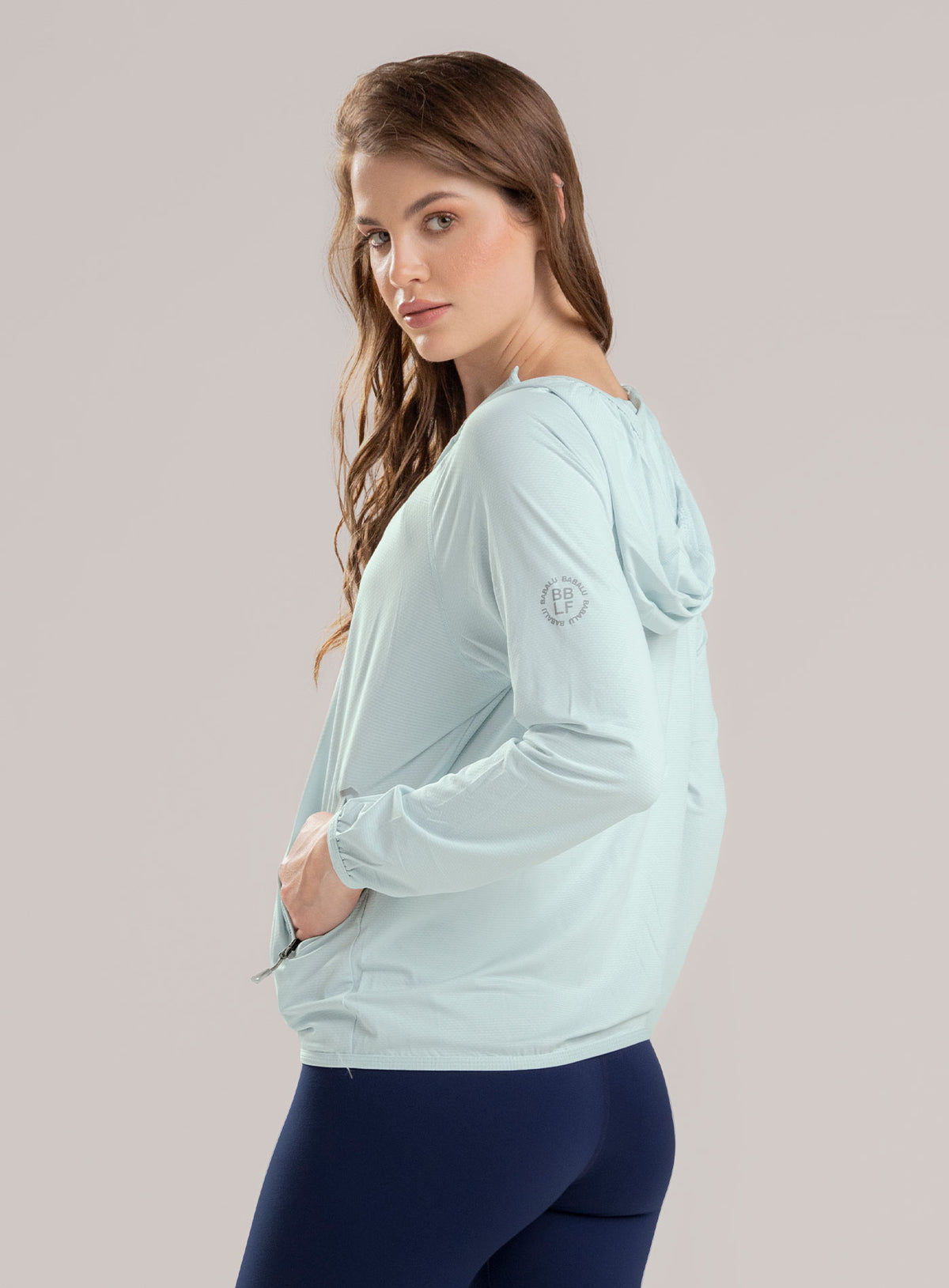CHAQUETA DEPORTIVA CON CHOMPA  - PRECIO ESPECIAL