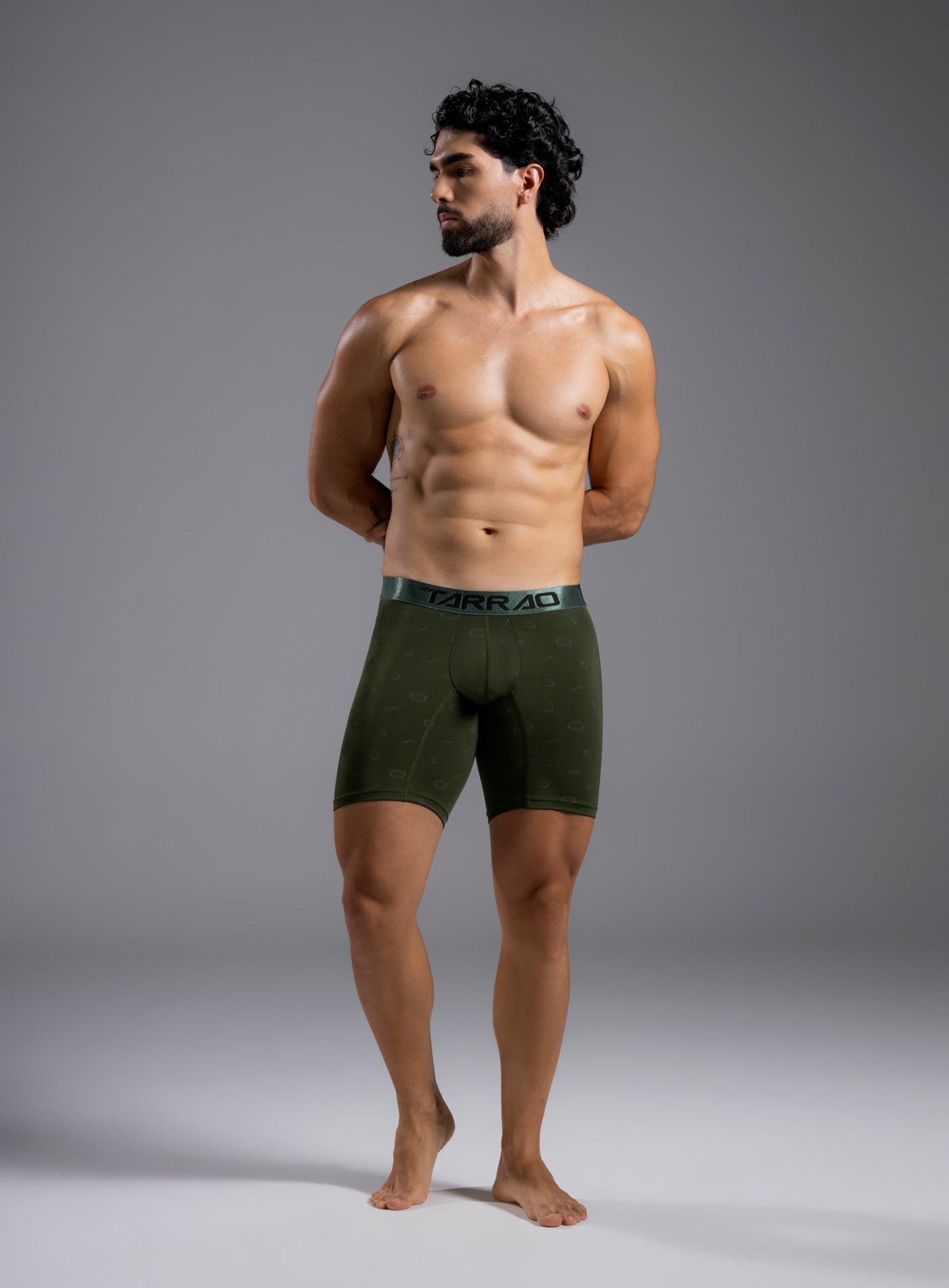Bóxer de talle largo, full estampado, fabricado en microfibra de poliéster Tarrao Verde Militar ref 78531A