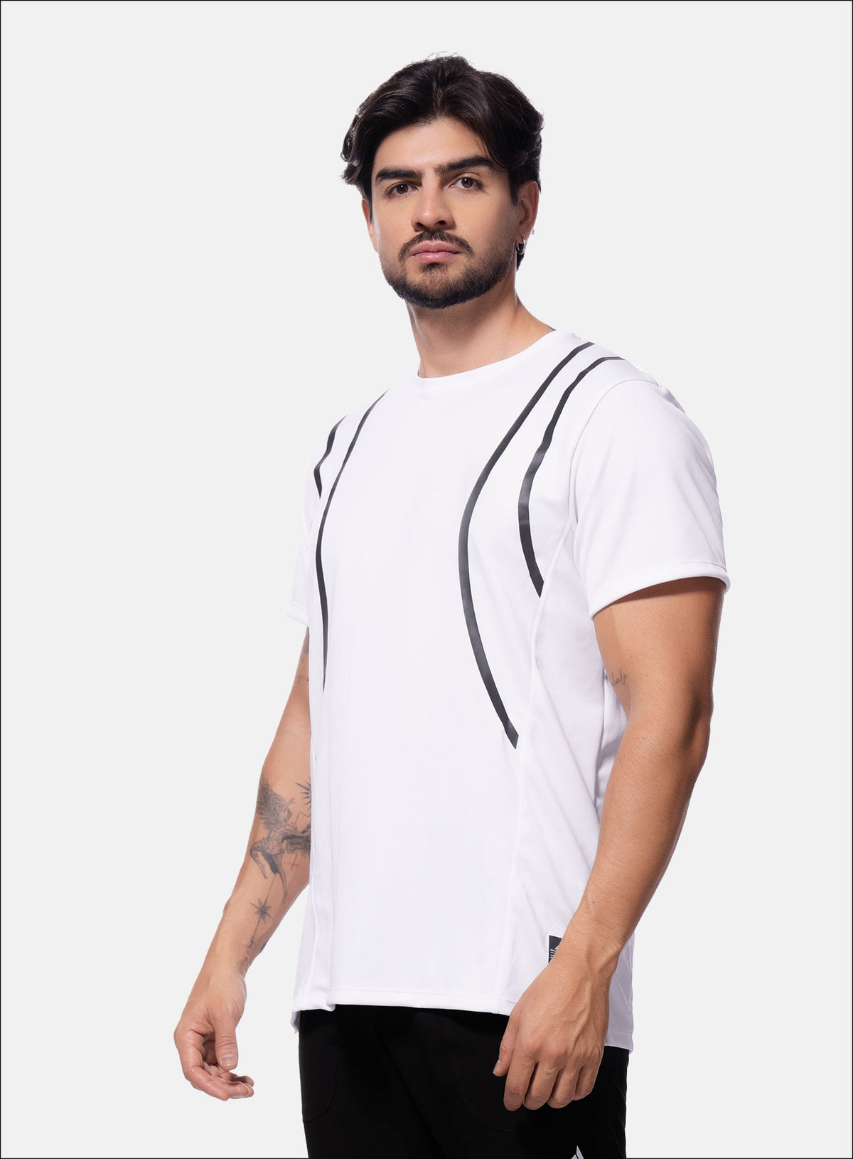 CAMISETA DEPORTIVA. ESTAMPADA - PRECIO ESPECIAL