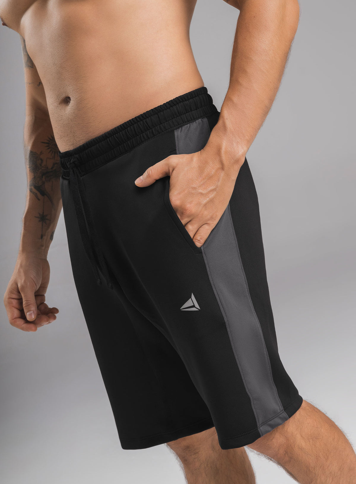 PANTALONETA DEPORTIVA EN TELA BURDA