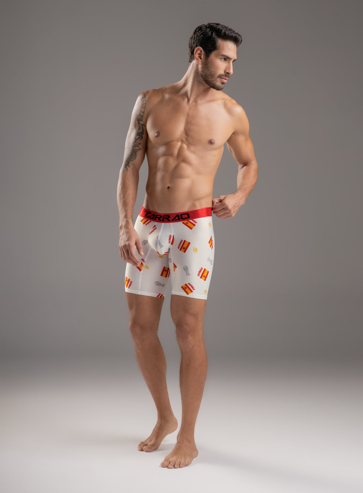 Boxer largo color colombia para hombre, marca TARRAO, referencia 78661, vista frontal. Compra al por mayor en babalu.com.co en COP.