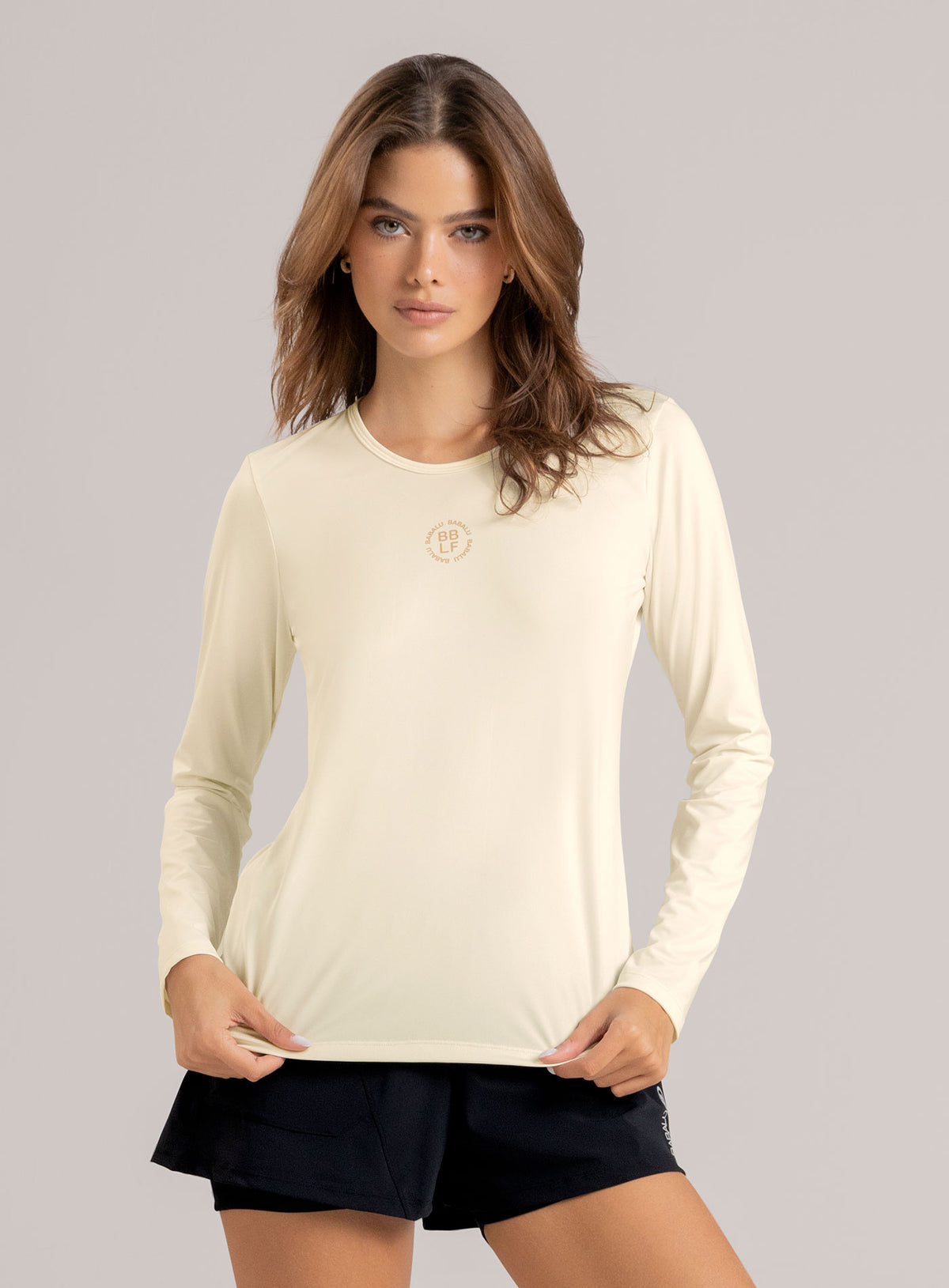 Buso deportivo color marfil para mujer, marca BABALÚ, referencia 114853, vista frontal. Compra al por mayor en babalu.com.co en COP.