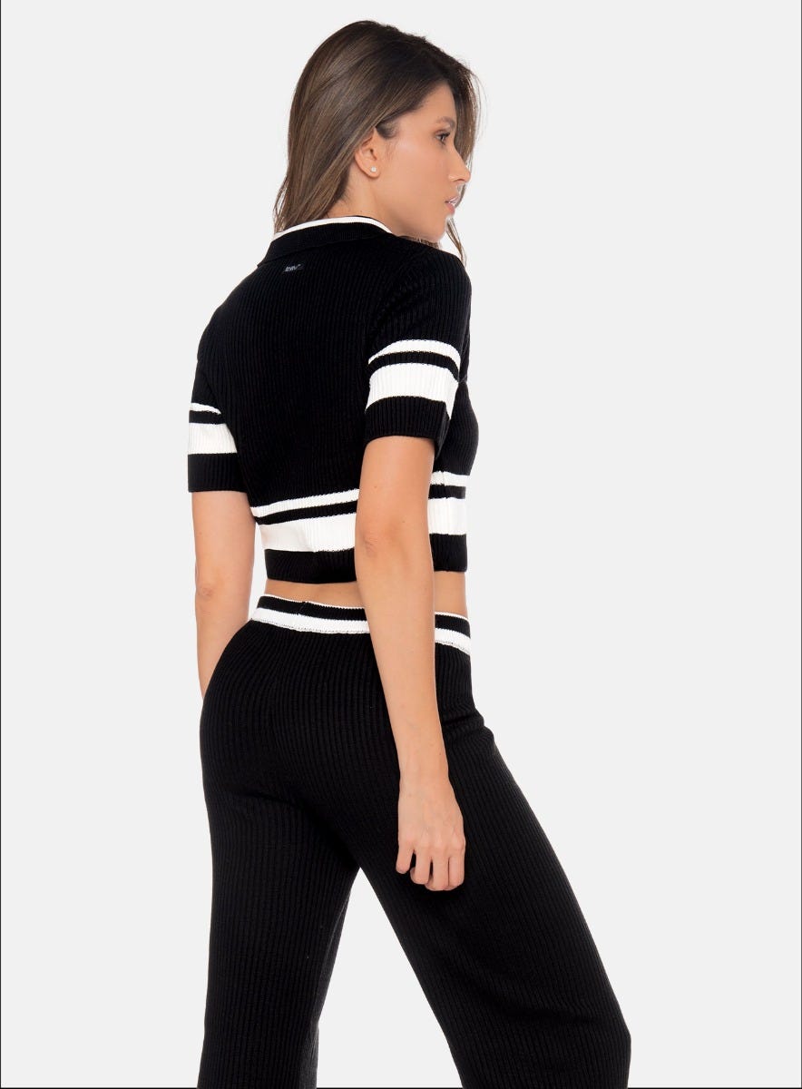 Camiseta casual color negro para mujer, marca BABALÚ, referencia 111773, vista lateral. Compra al por mayor en babalu.com.co en COP.