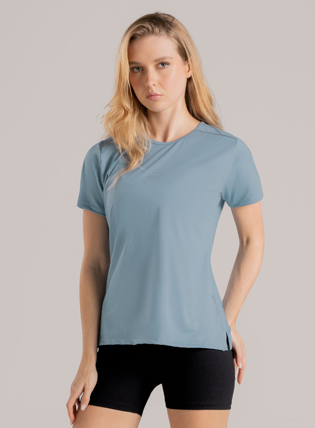 Camiseta deportiva color azul para mujer, marca BABALÚ, referencia 114753, vista frontal. Compra al por mayor en babalu.com.co en COP.
