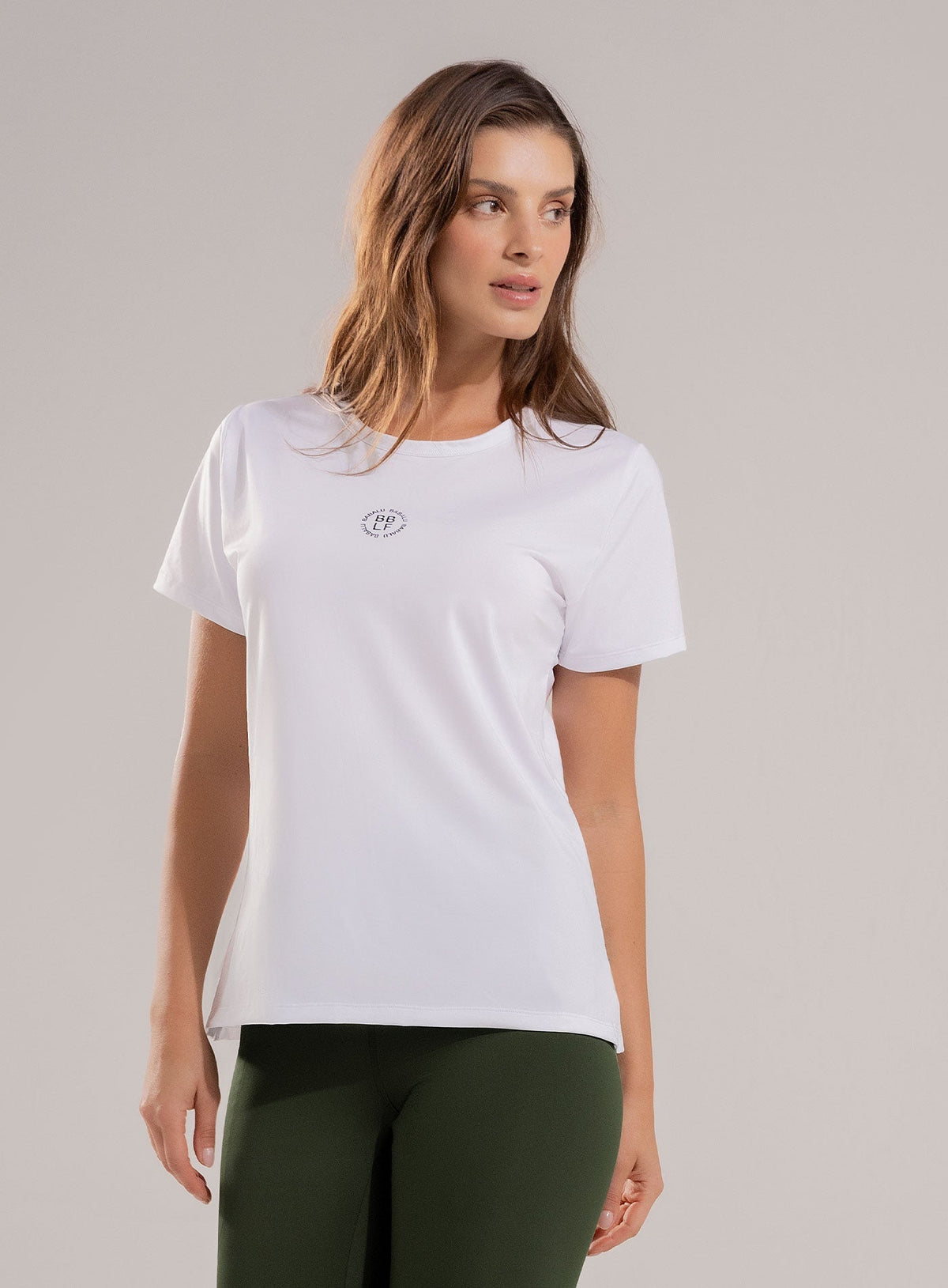 Camiseta deportiva color blanco para mujer, marca BABALÚ, referencia 112563, vista frontal. Compra al por mayor en babalu.com.co en COP.