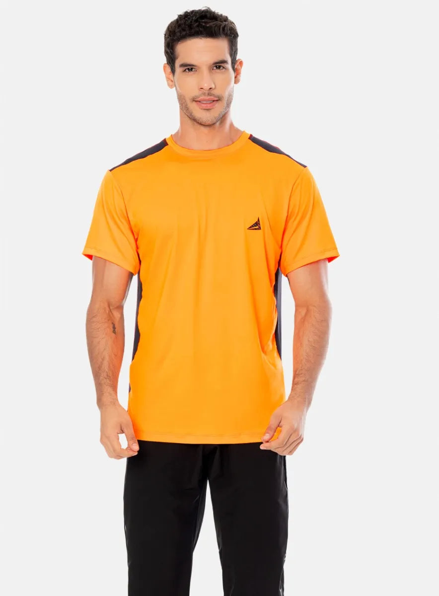 Camiseta deportiva color naranja para hombre, marca INIZIO, referencia 86066, vista frontal. Compra al por mayor en babalu.com.co en COP.