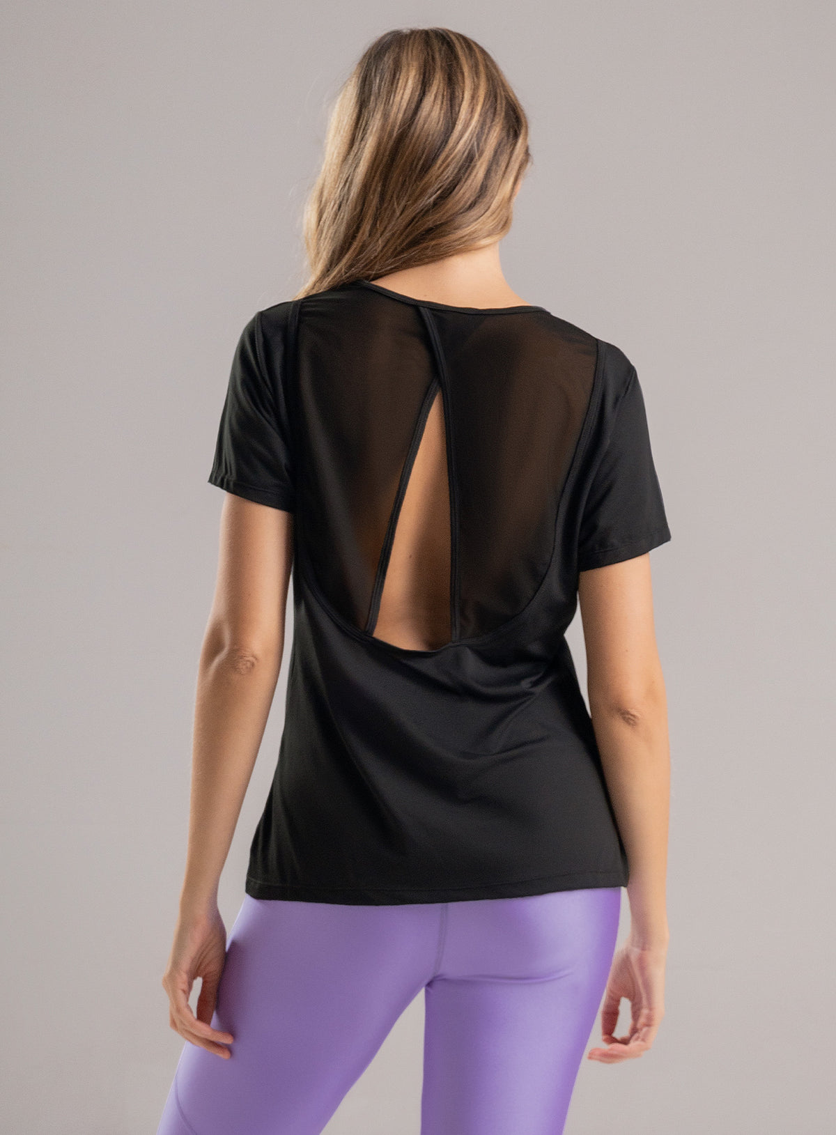 Camiseta deportiva color negro para mujer, marca BABALÚ, referencia 112823, vista trasera. Compra al por mayor en babalu.com.co en COP.