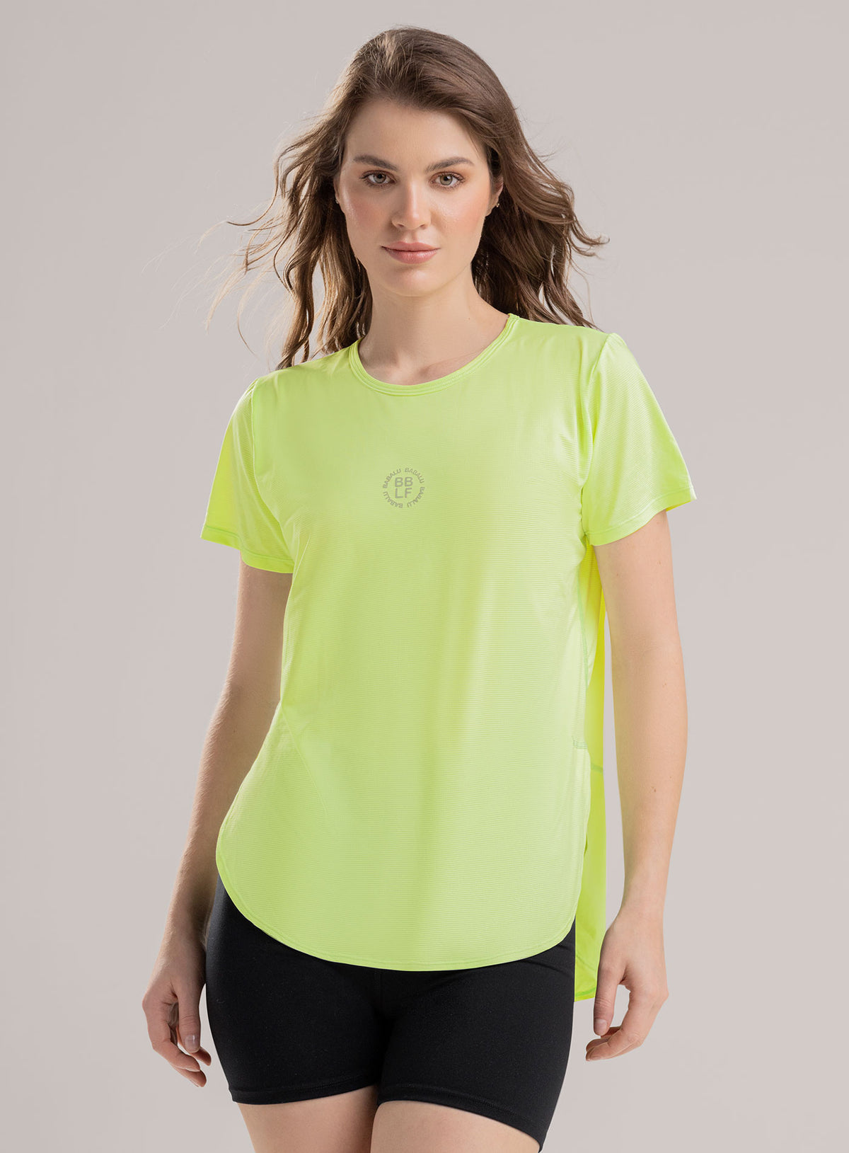Camiseta deportiva color verde para mujer, marca BABALÚ, referencia 113893, vista frontal. Compra al por mayor en babalu.com.co en COP.