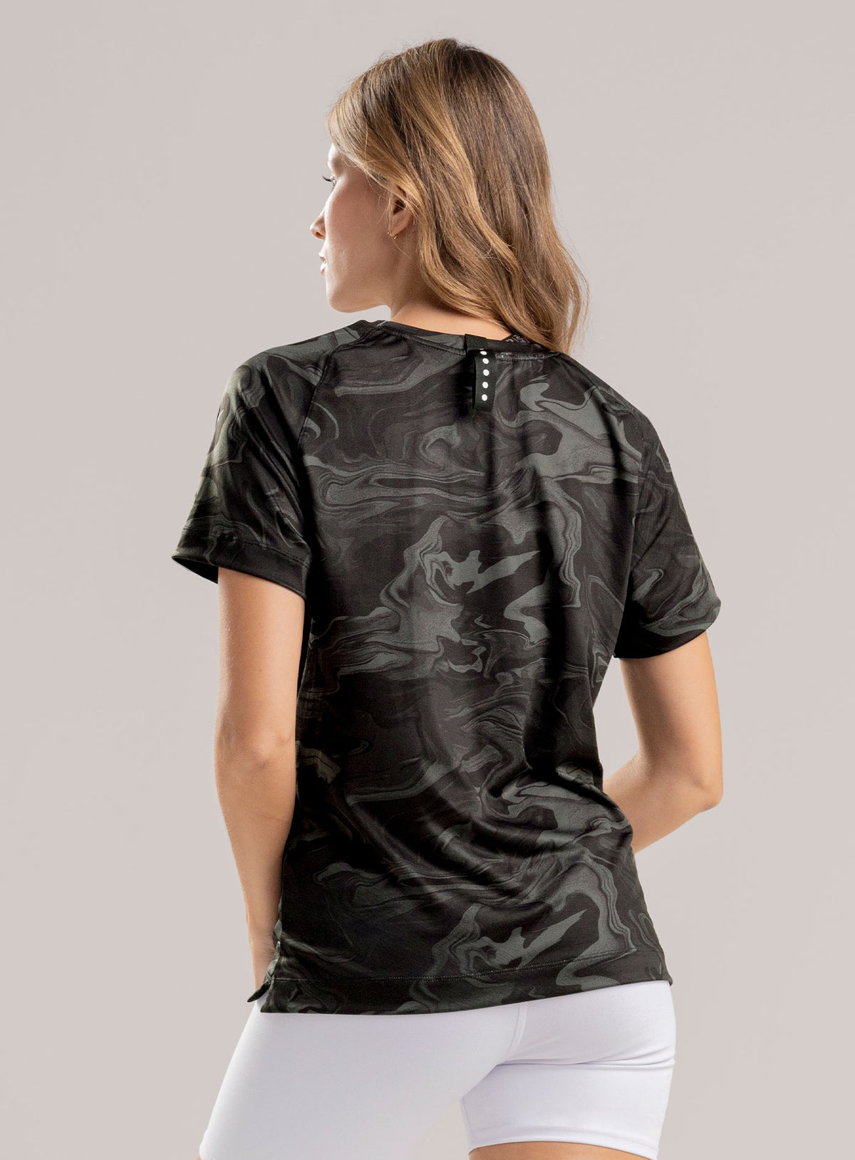 Camiseta deportiva para mujer, marca BABALÚ, referencia 113883, vista detalle. Compra al por mayor en babalu.com.co en COP.