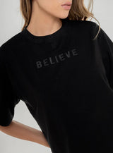 Camiseta deportiva con espalda en tull  y estampado