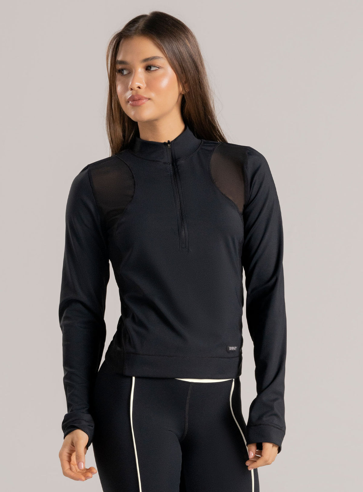 Chaqueta deportiva color negro para mujer, marca BABALÚ, referencia 114763, vista frontal. Compra al por mayor en babalu.com.co en COP.