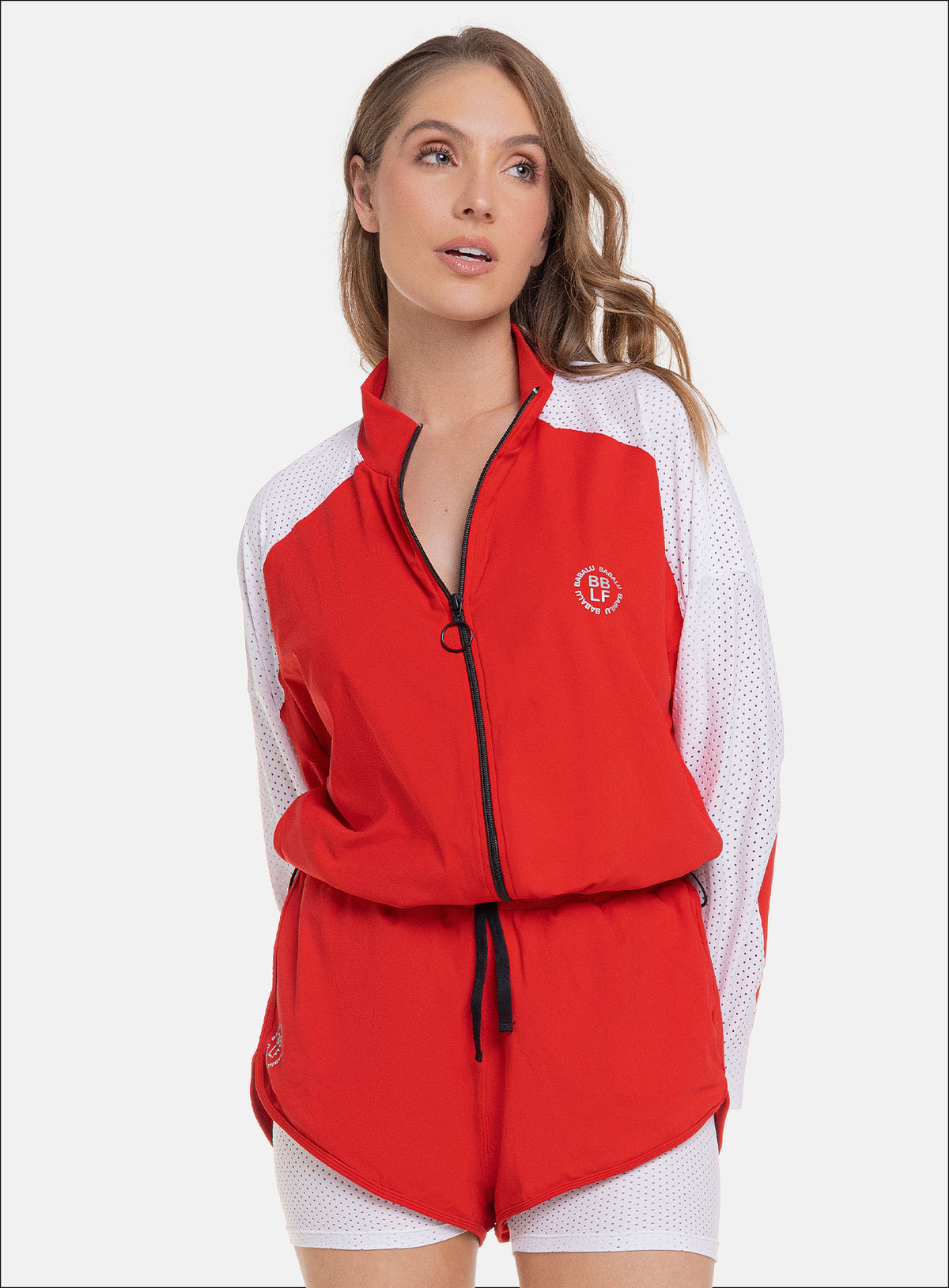 Chaqueta deportiva color rojo para mujer, marca BABALÚ, referencia 109153, vista frontal. Compra al por mayor en babalu.com.co en COP.