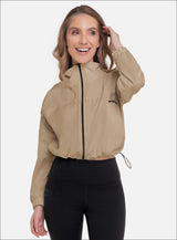 CHAQUETA DEPORTIVA CORTA SEMI IMPERMEABLE