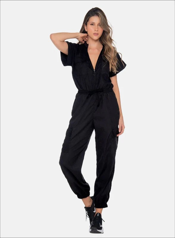 Enterizo casual color negro para mujer, marca BABALÚ, referencia 111173, vista frontal. Compra al por mayor en babalu.com.co en COP.