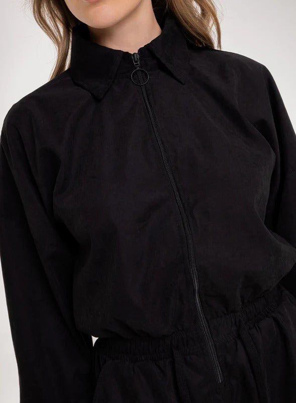 Enterizo casual color negro para mujer, marca BABALÚ, referencia 111983, vista detalle. Compra al por mayor en babalu.com.co en COP.