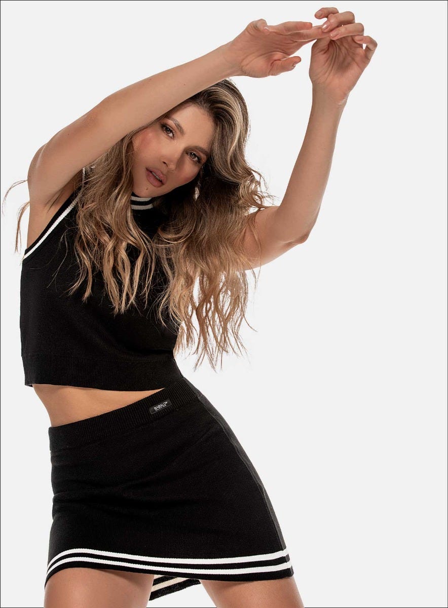 Falda casual color negro para mujer, marca BABALÚ, referencia 111213, vista frontal. Compra al por mayor en babalu.com.co en COP.