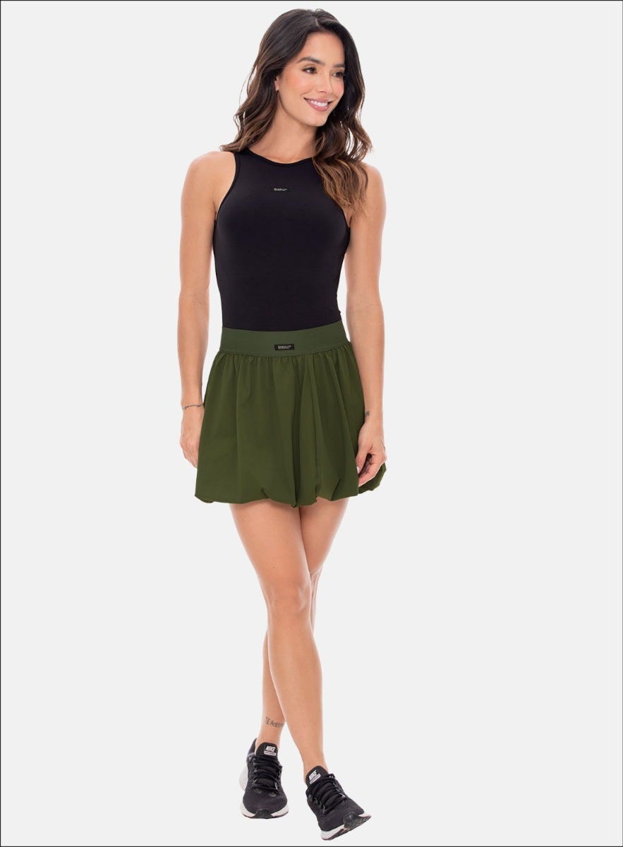 Falda casual color verde para mujer, marca BABALÚ, referencia 108053, vista frontal. Compra al por mayor en babalu.com.co en COP.