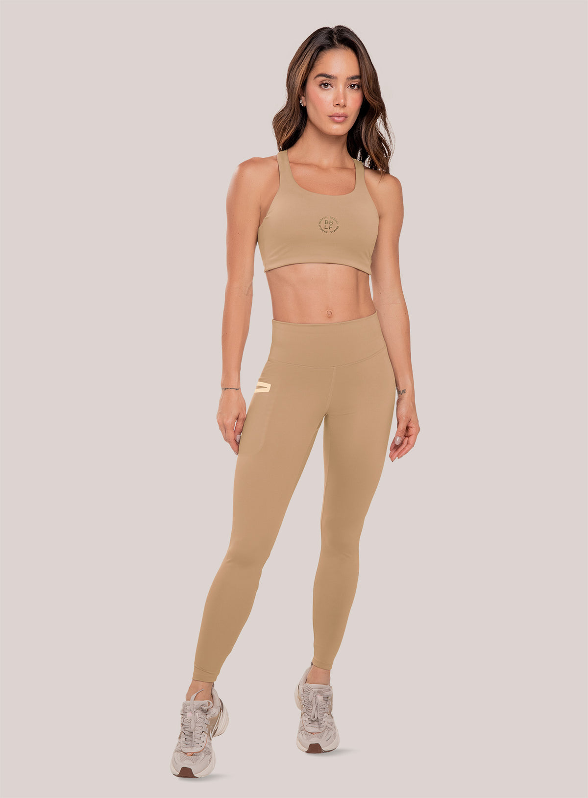 Leggins deportivo color beige para mujer, marca BABALÚ, referencia 107033, vista frontal. Compra al por mayor en babalu.com.co en COP.