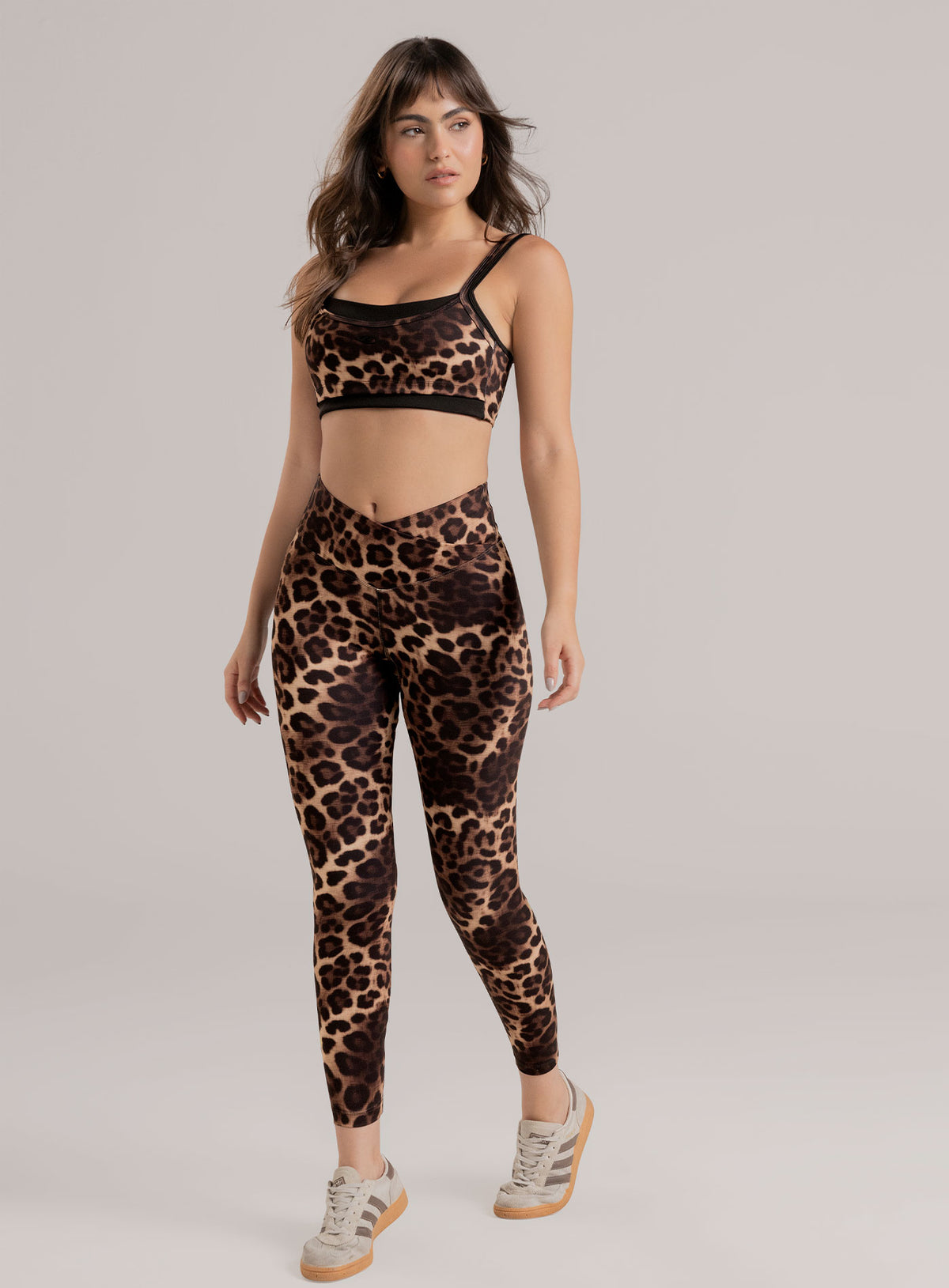 Leggins deportivo color marfil para mujer, marca BABALÚ, referencia 115123, vista frontal. Compra al por mayor en babalu.com.co en COP.
