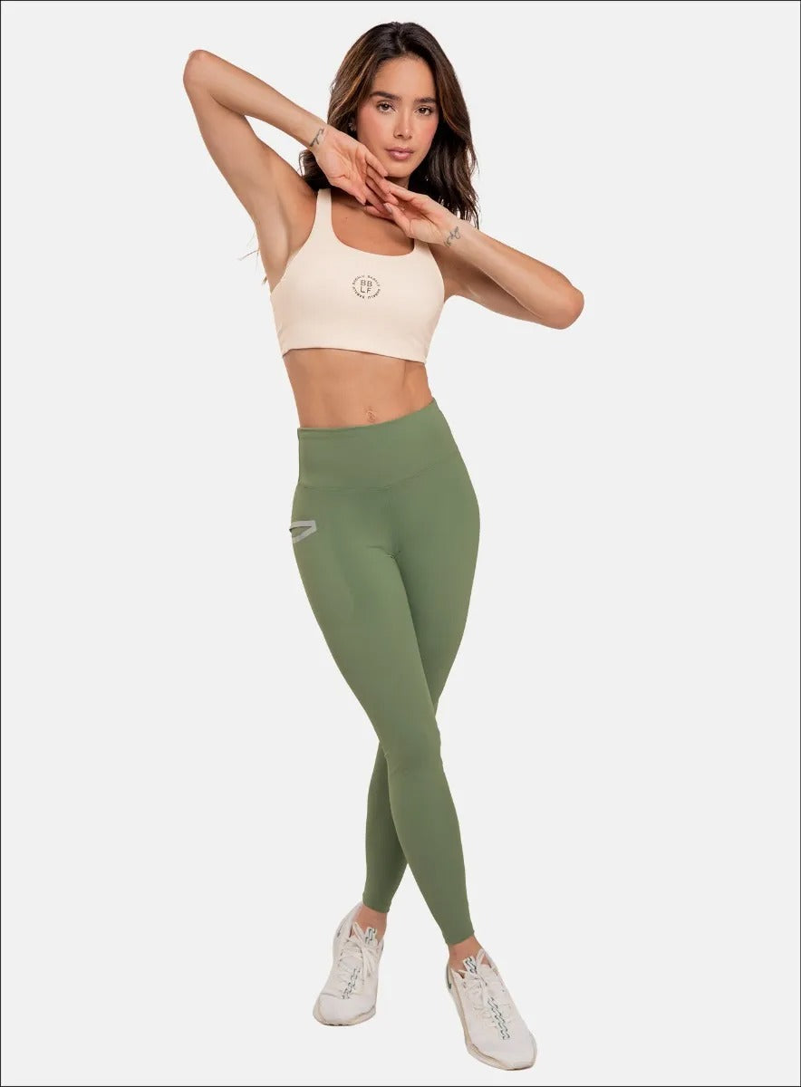 Leggins deportivo color negro para mujer, marca BABALÚ, referencia 107033, vista frontal. Compra al por mayor en babalu.com.co en COP.
