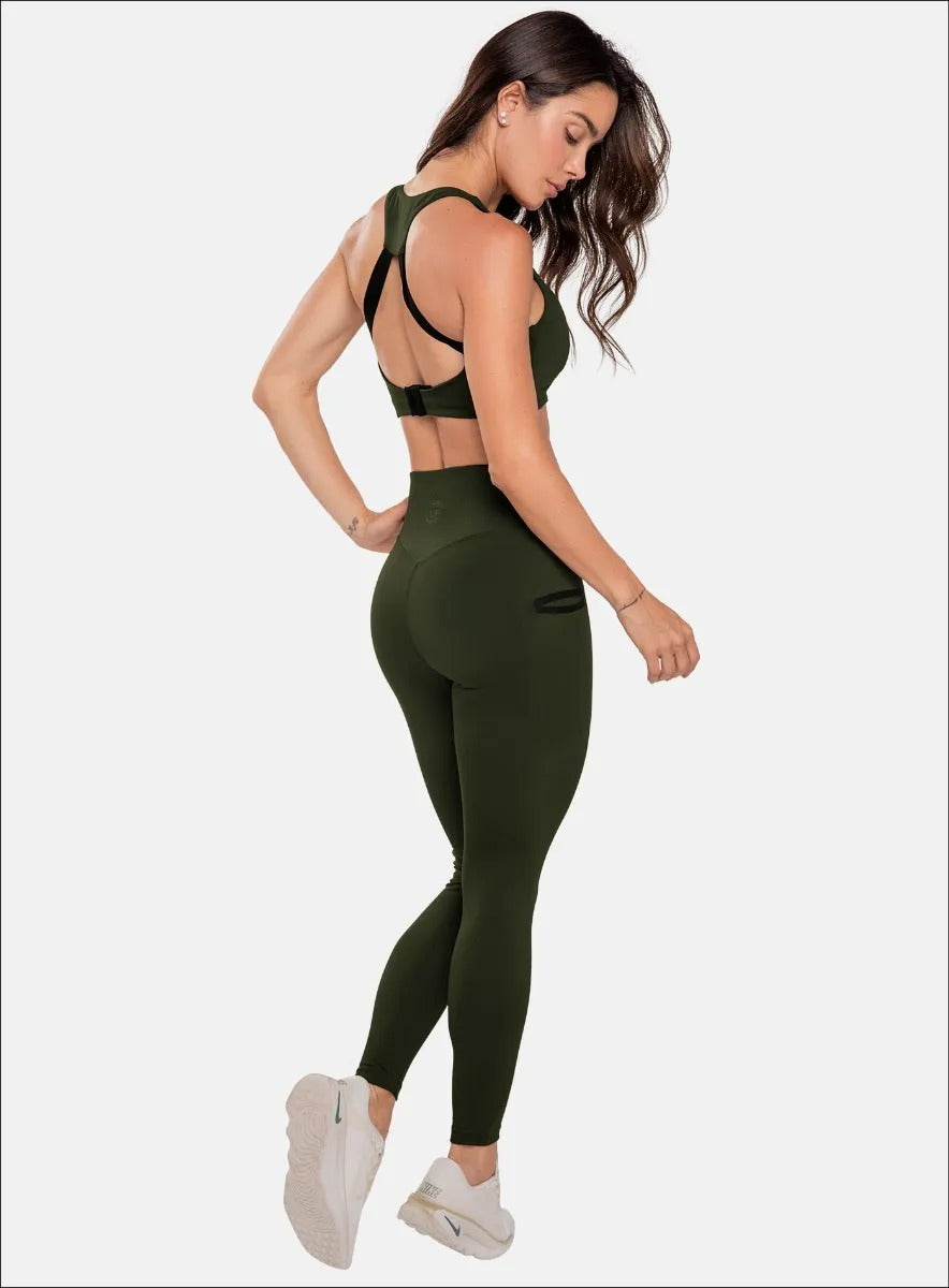 Leggins deportivo color verde para mujer, marca BABALÚ, referencia 107033, vista lateral. Compra al por mayor en babalu.com.co en COP.