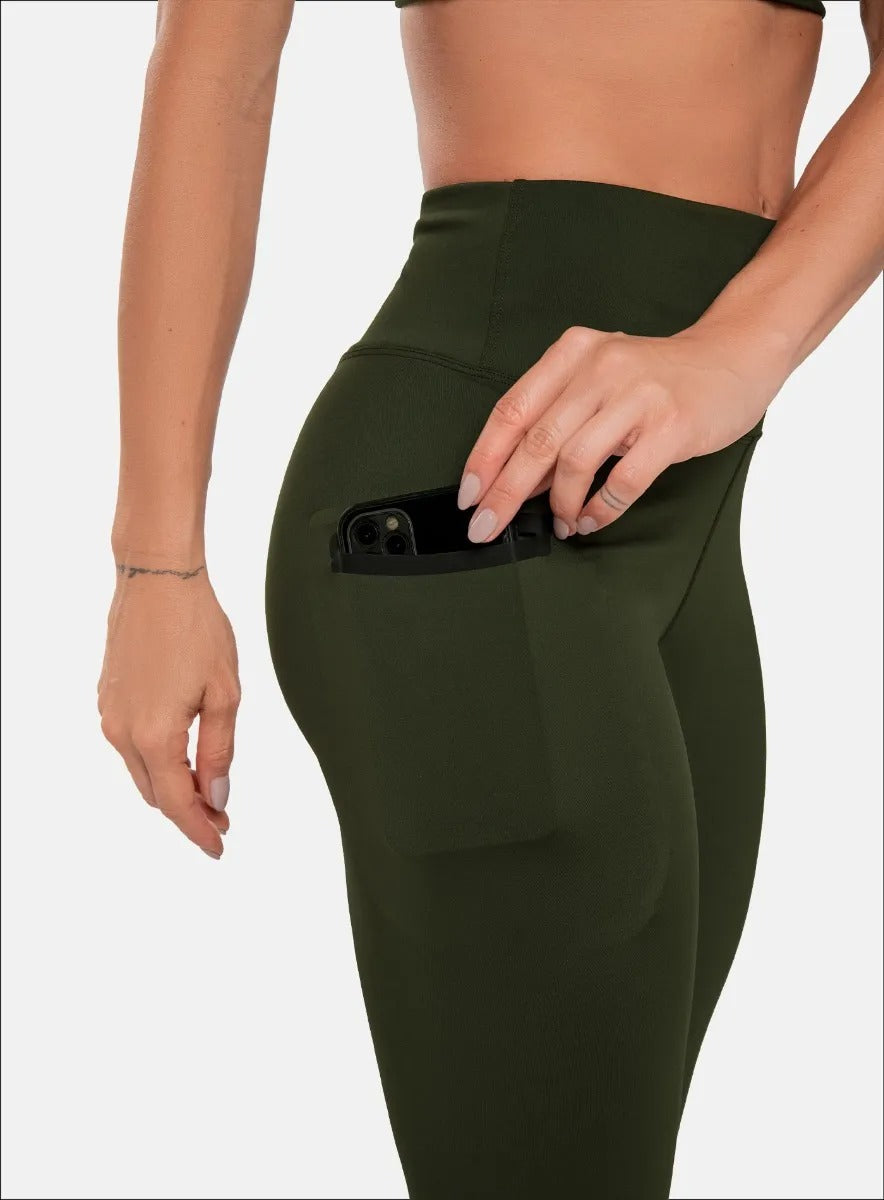 Leggins deportivo color verde para mujer, marca BABALÚ, referencia 107033, vista lateral. Compra al por mayor en babalu.com.co en COP.