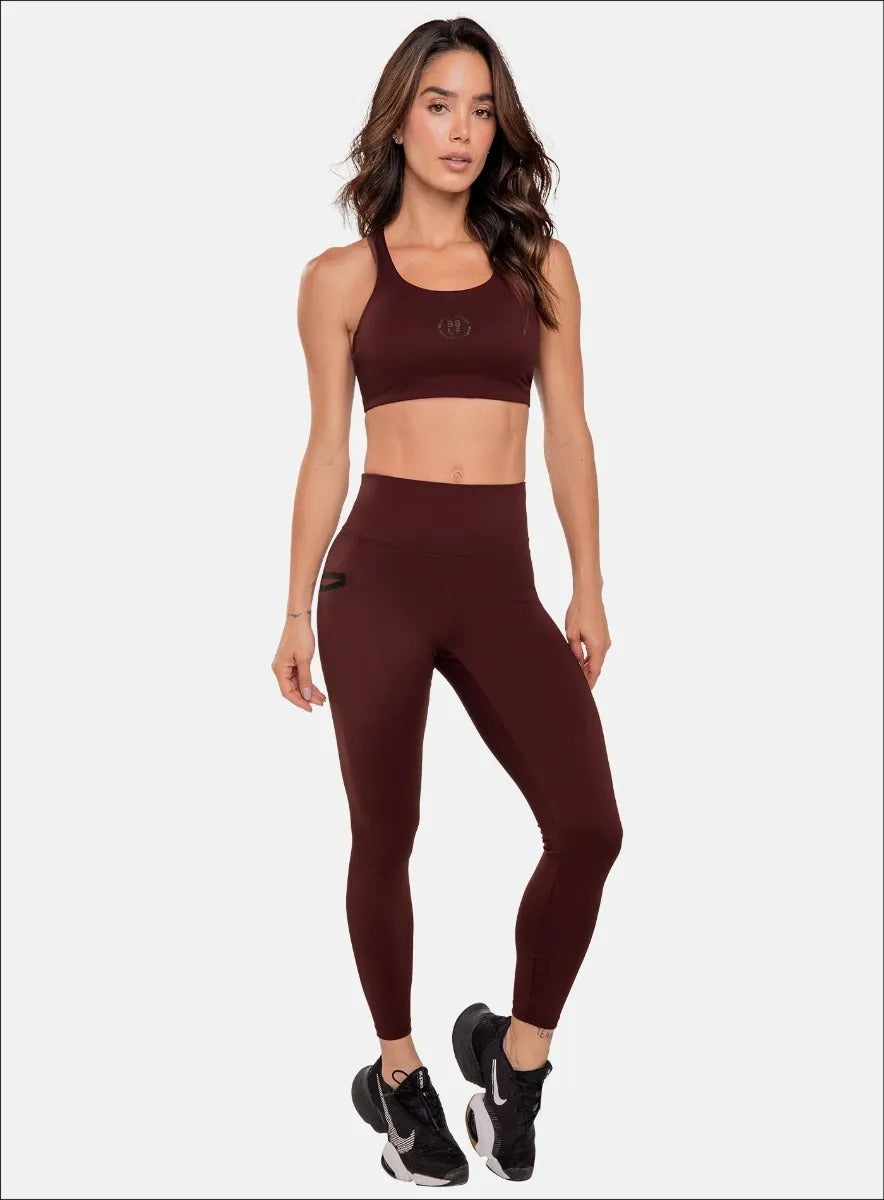 Leggins deportivo color vino tinto para mujer, marca BABALÚ, referencia 107033, vista frontal. Compra al por mayor en babalu.com.co en COP.