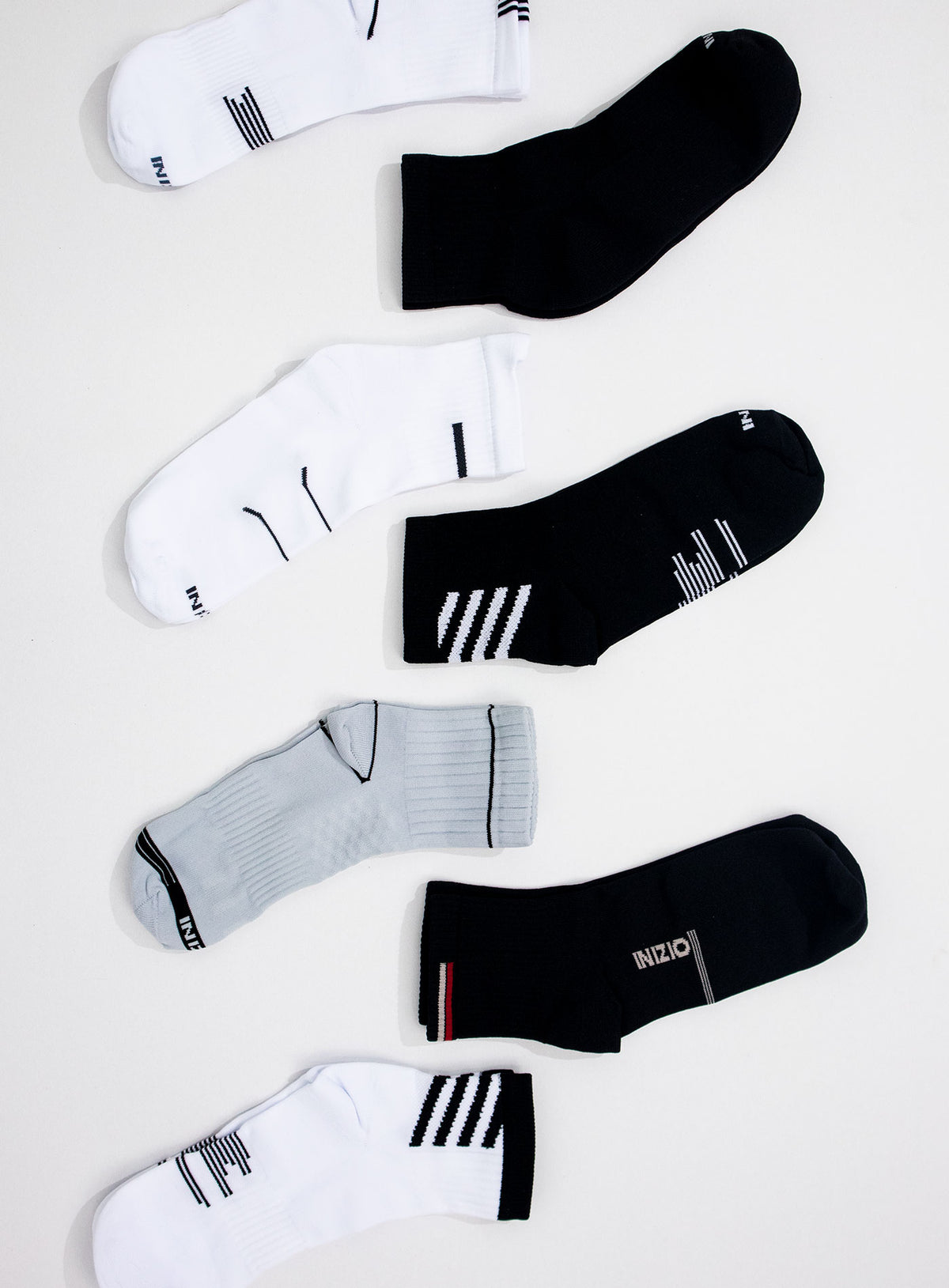 Media tobillera para hombre, marca INIZIO, referencia 0903, vista detalle. Compra al por mayor en babalu.com.co en COP.