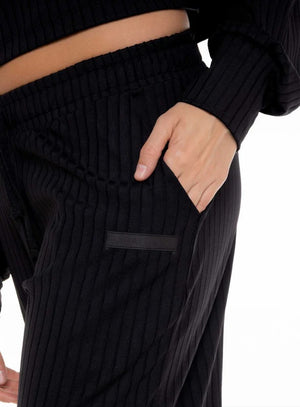Pantalon casual color negro para mujer, marca BABALÚ, referencia 111713, vista detalle. Compra al por mayor en babalu.com.co en COP.