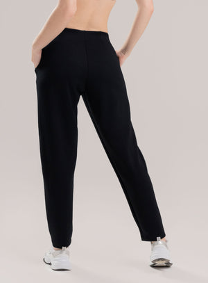 Pantalon casual color negro para mujer, marca BABALÚ, referencia 113783, vista trasera. Compra al por mayor en babalu.com.co en COP.