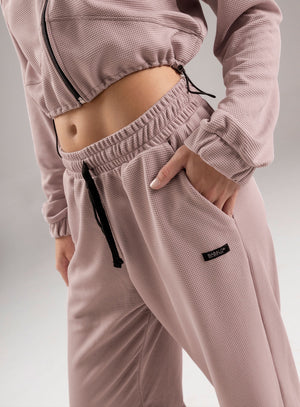 Pantalon estilo color palo rosa para mujer, marca BABALÚ, referencia 113153, vista frontal. Compra al por mayor en babalu.com.co en COP.
