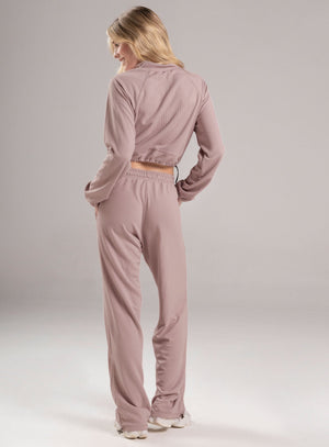 Pantalon estilo color palo rosa para mujer, marca BABALÚ, referencia 113153, vista trasera. Compra al por mayor en babalu.com.co en COP.