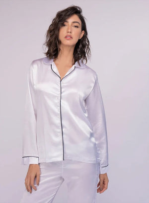 Pijama shiny color blanco para mujer, marca BABALÚ, referencia 198, vista frontal. Compra al por mayor en babalu.com.co en COP.