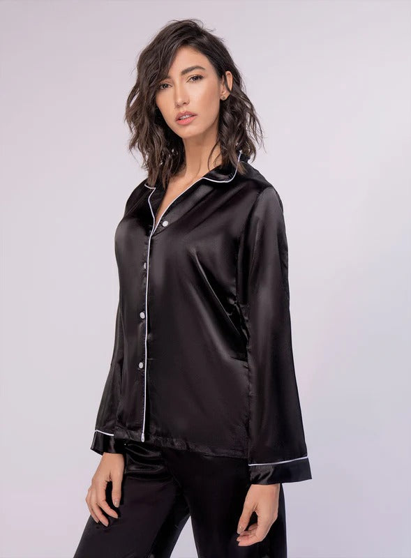 Pijama shiny color negro para mujer, marca BABALÚ, referencia 198, vista frontal. Compra al por mayor en babalu.com.co en COP.