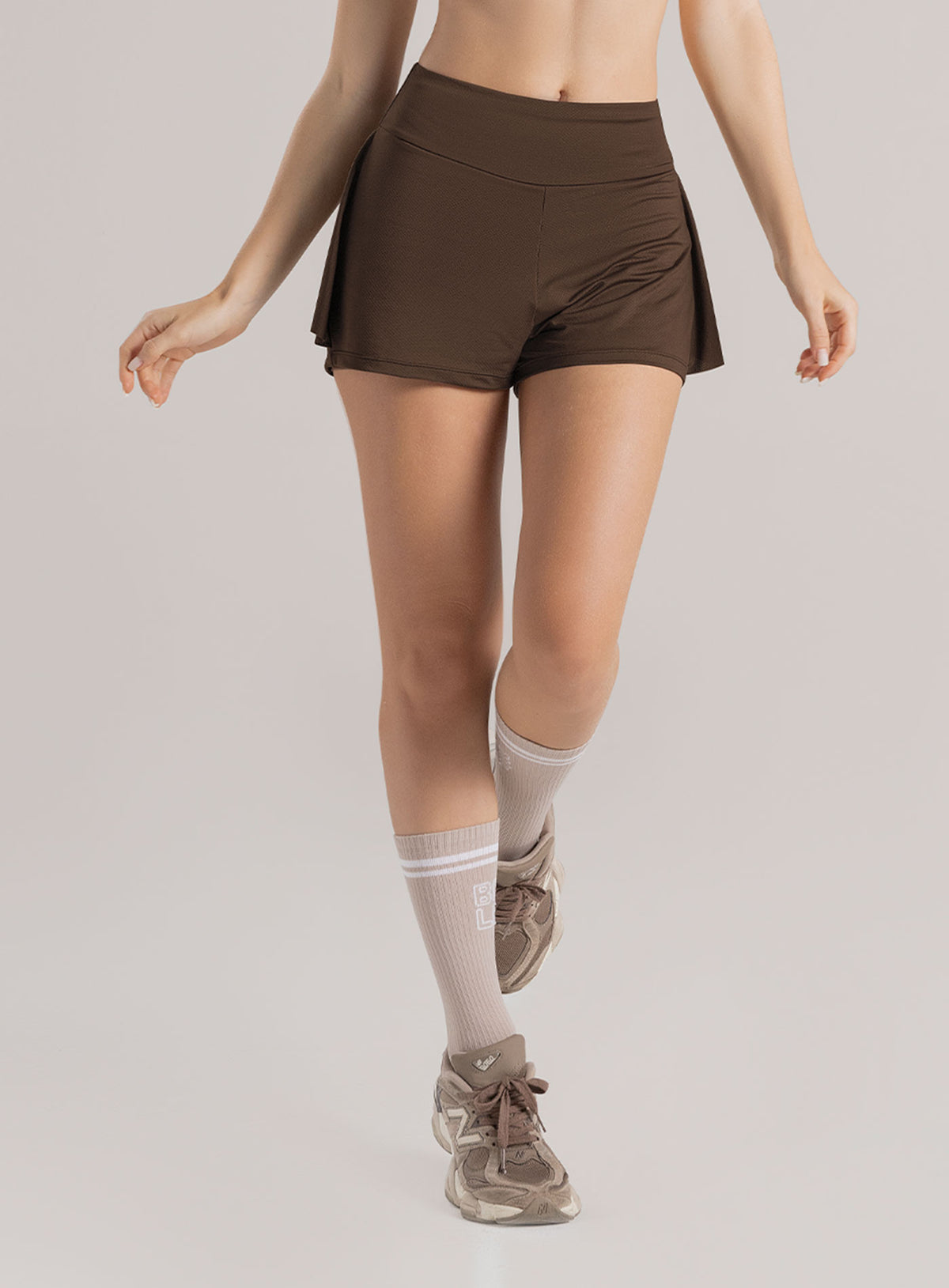 Short deportivo color cafe para mujer, marca BABALÚ, referencia 114233, vista frontal. Compra al por mayor en babalu.com.co en COP.
